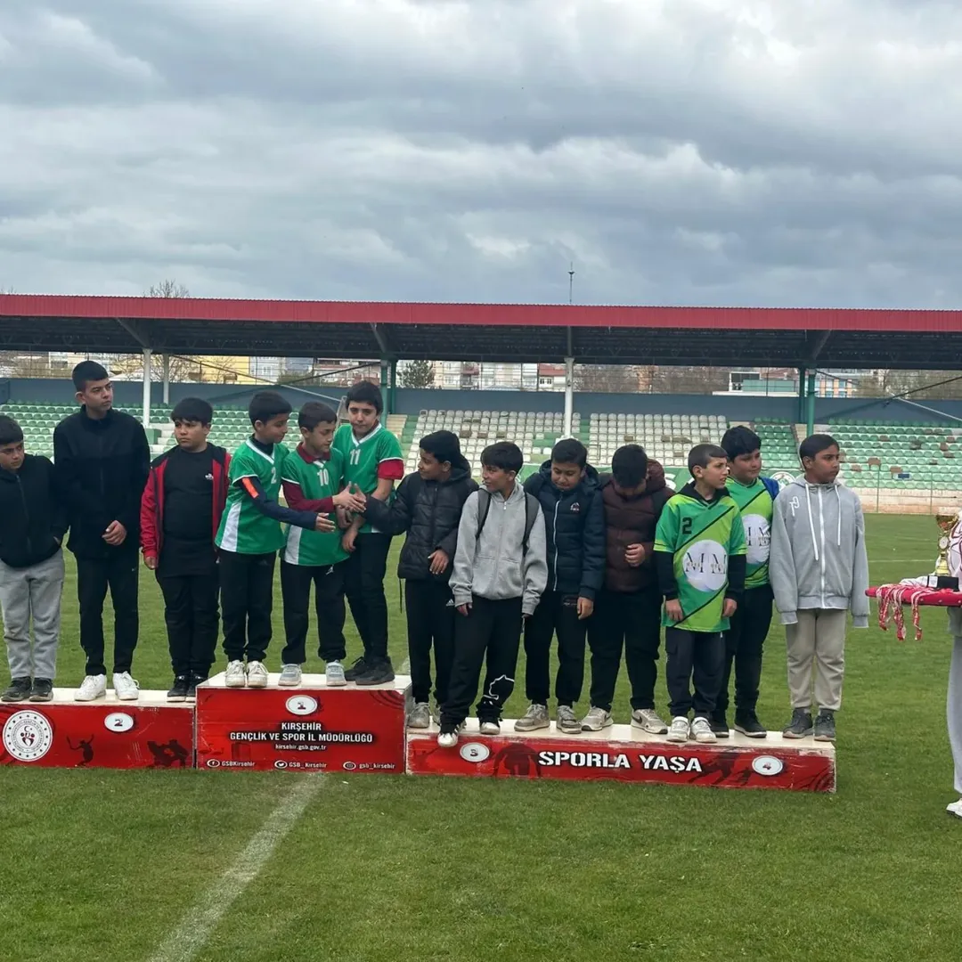 Bocce Küçük Erkek Takımımız Finalde Rakibine Mağlup Olarak Il Ikincisi Olmuştur. Takımımızı Teb
