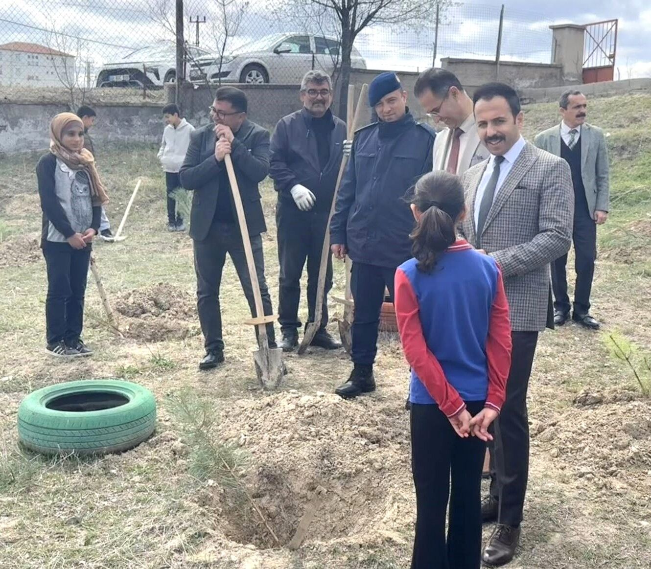 Çiçekdağı’nda Gelecek Için Fidanlar Toprakla Buluştu5
