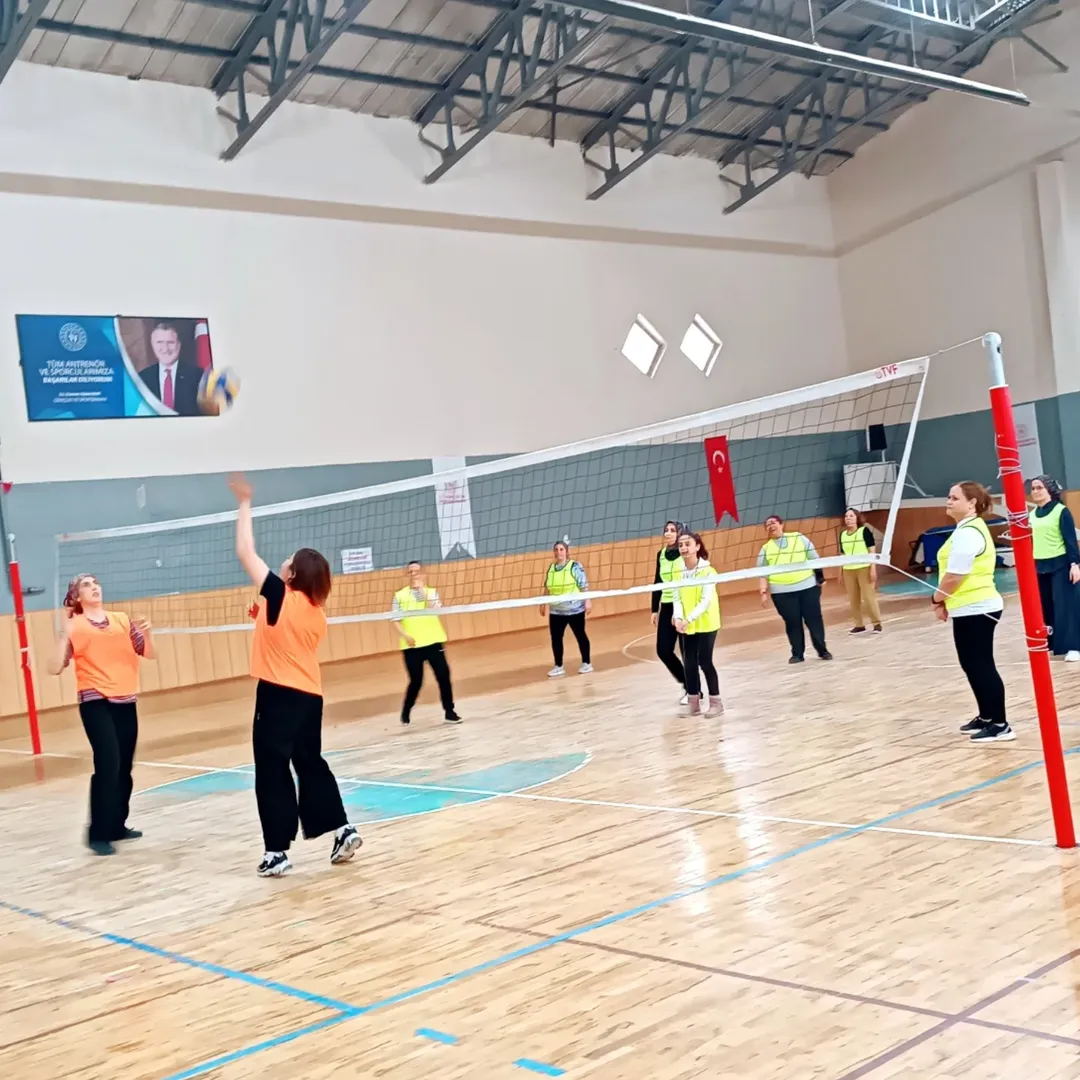 🇹🇷Evinin Sultanları (Voleybol)📍Mucur Spor Salonu♈Rukiye Sertçeli̇k (3)