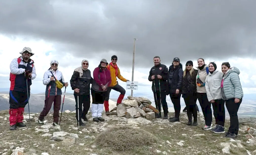 Gönül Dağı’na Zirve Tırmanışıyla Sağlıklı Yaşam Vurgusu (7)
