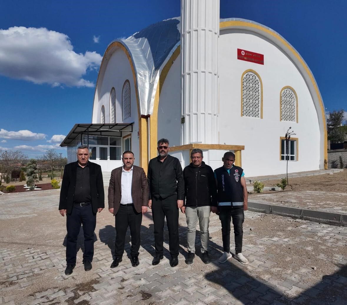 Hakanoğlu Sahada İncelemelerde Bulundu4