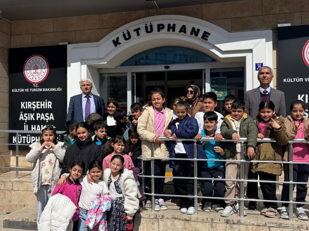 📚İyi̇leşti̇ren Kütüphane📚62. Kütüphane Haftası Kutlamalarımız Okullarımızın Yoğun Ilgisi Ile Bu (5)