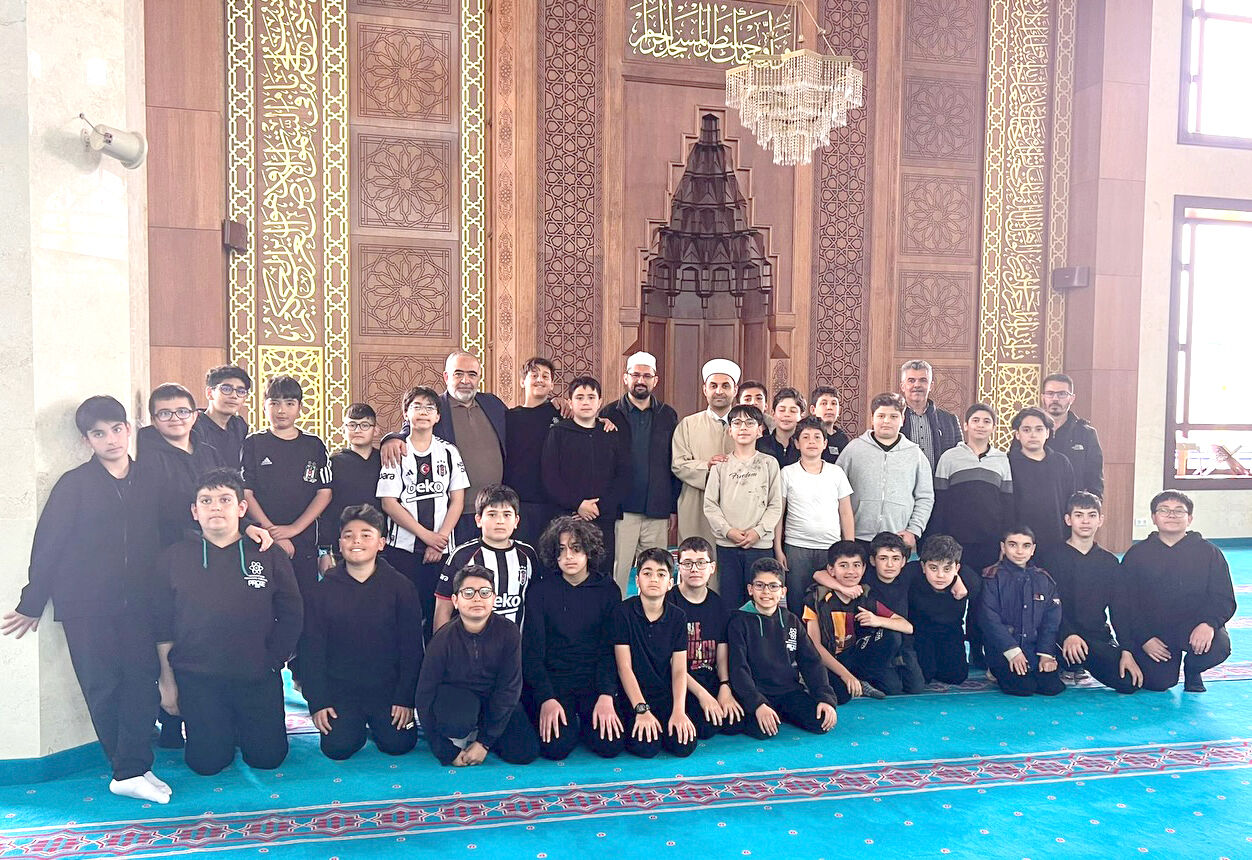 Kampüs Camii’nde Çedes Şenliği Coşkusu Başladı (4)