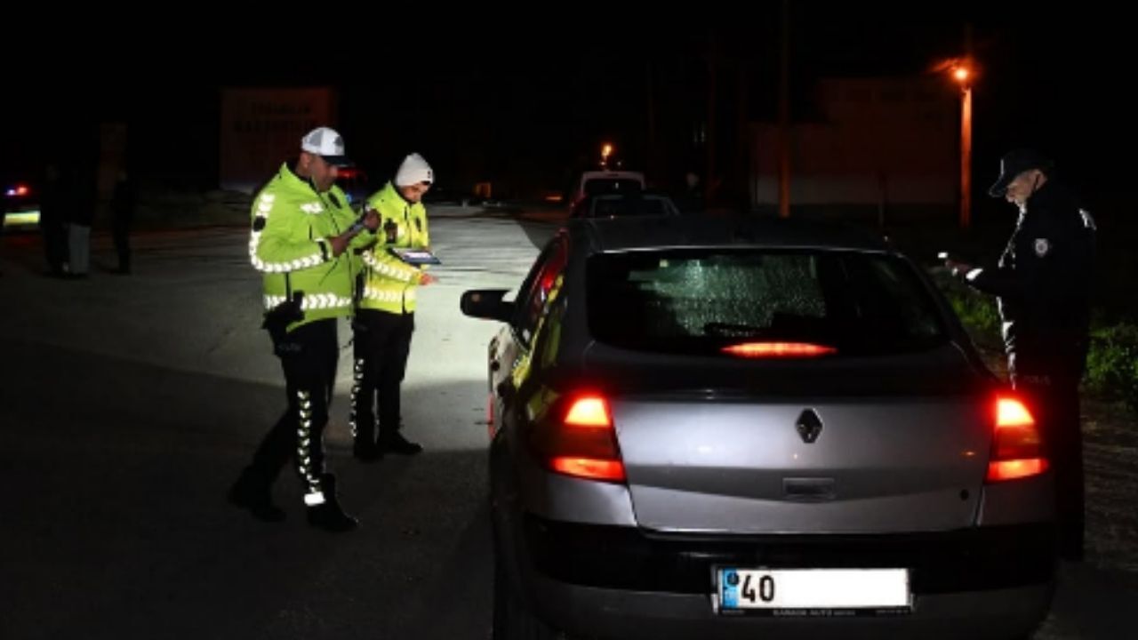 Kırşehir Emniyeti Gece Gündüz Sahada 1 (2)-1