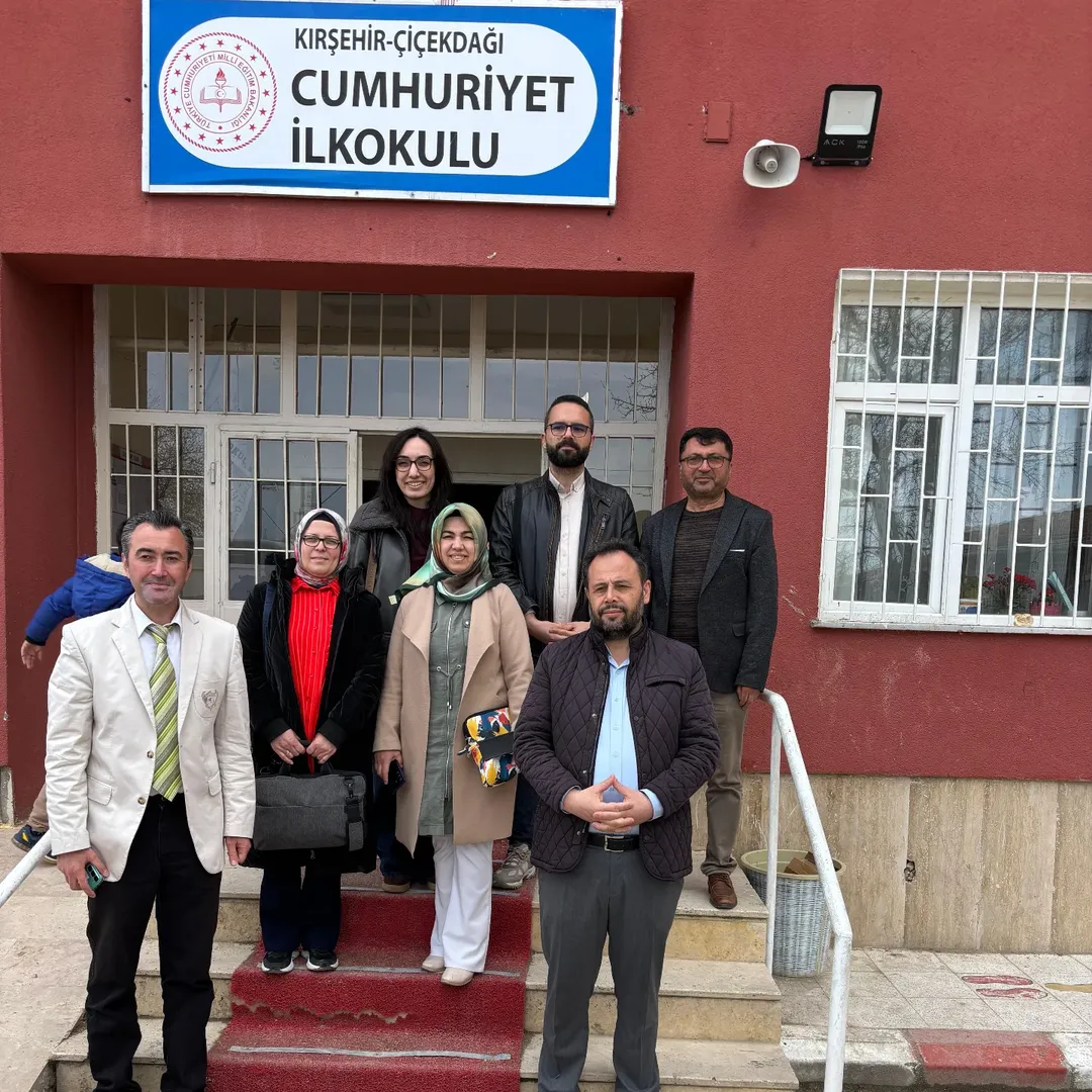 Kırşehir Yeğitek Şubesi Okulumuzu Ziyaret Ettiler . Eğitimde Işbirliği, Yenilik Ve Dijital Dönü
