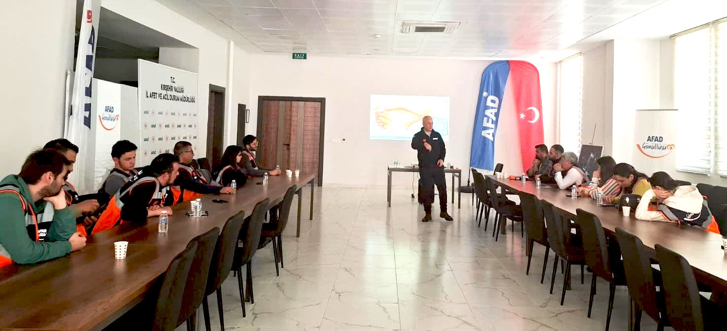 Kırşehir’de Afet Gönüllüleri Sahaya Hazırlanıyor2