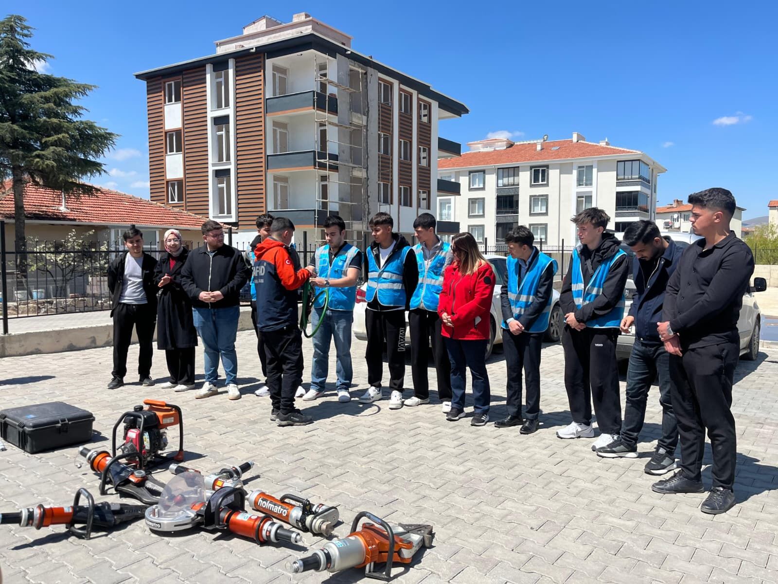 Kırşehir’de Ahihan Afet Birimi Eğitimi Başarıyla Bitirdi 3