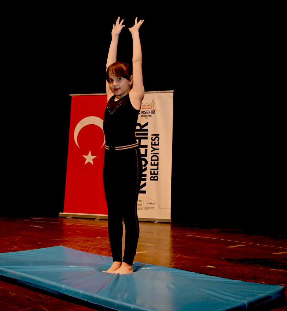 Kırşehir’de Çocuklar Yeteneklerini Sergiliyor (2)