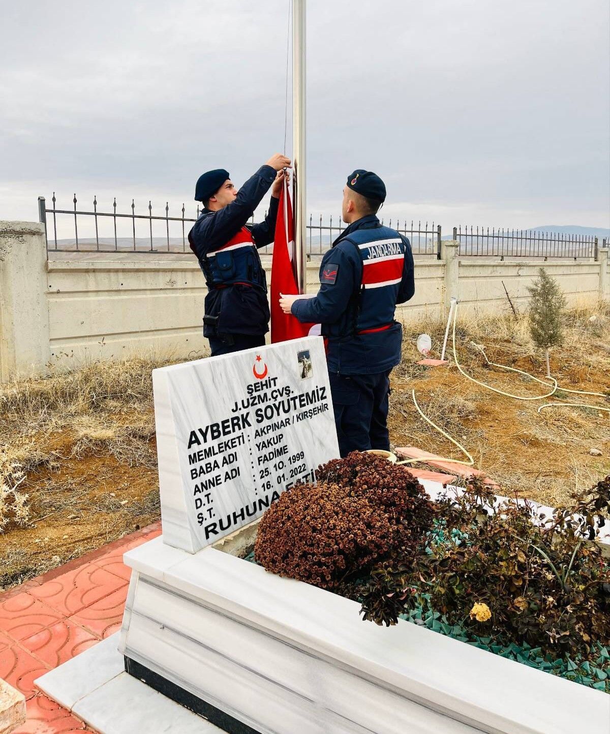 Kırşehir’de Şehit Kabirleri Bir An Bile Unutulmuyor 2