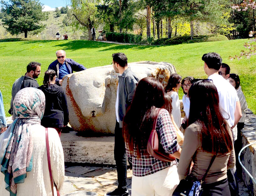 Kırşehir’i Keşfeden Gençler Tanıtıma Güç Katıyor (3)