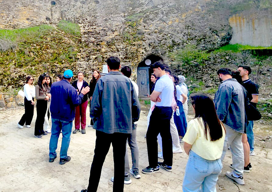 Kırşehir’i Keşfeden Gençler Tanıtıma Güç Katıyor (8)