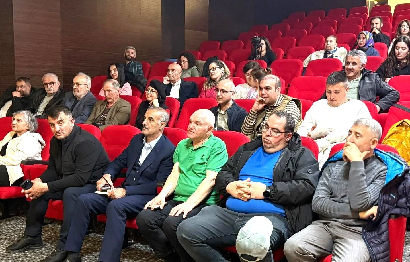 Neşet Ertaş’ın Kadim Bilgeliği Felsefi Bir Pencereden Ele Alındı (2)