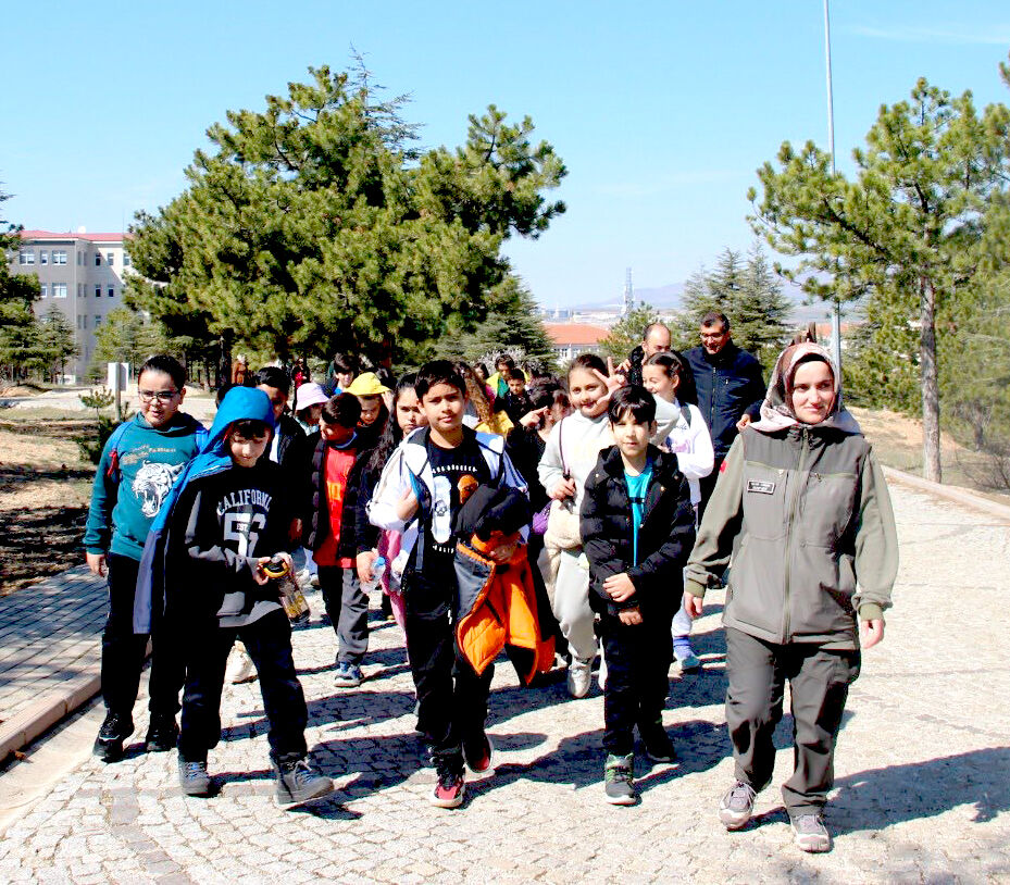Öğrenciler Doğaya Nefes Oldu (6)