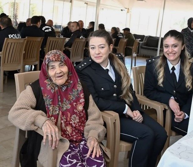 Polis Teşkilatı Huzurevi Sakinleriyle Buluştu (6)