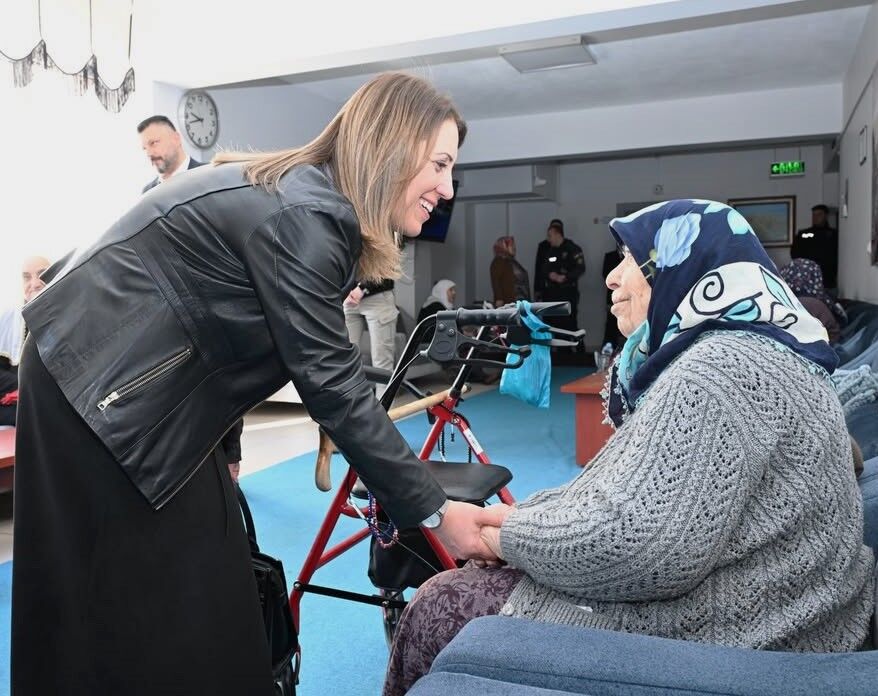 Polis Teşkilatı Huzurevi Sakinleriyle Buluştu (7)