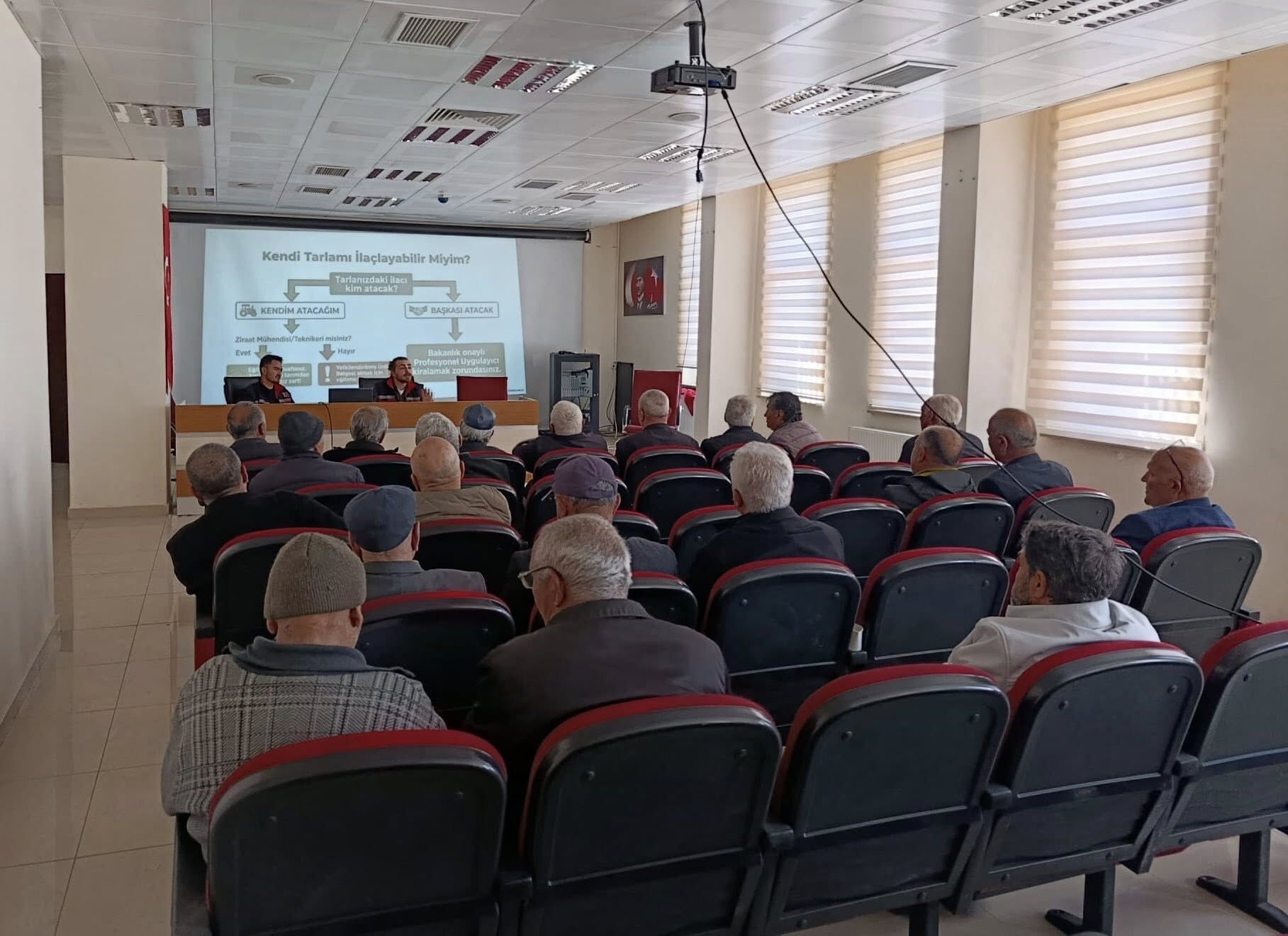 Üç Ilçede Eğitim Tamamlandı 1