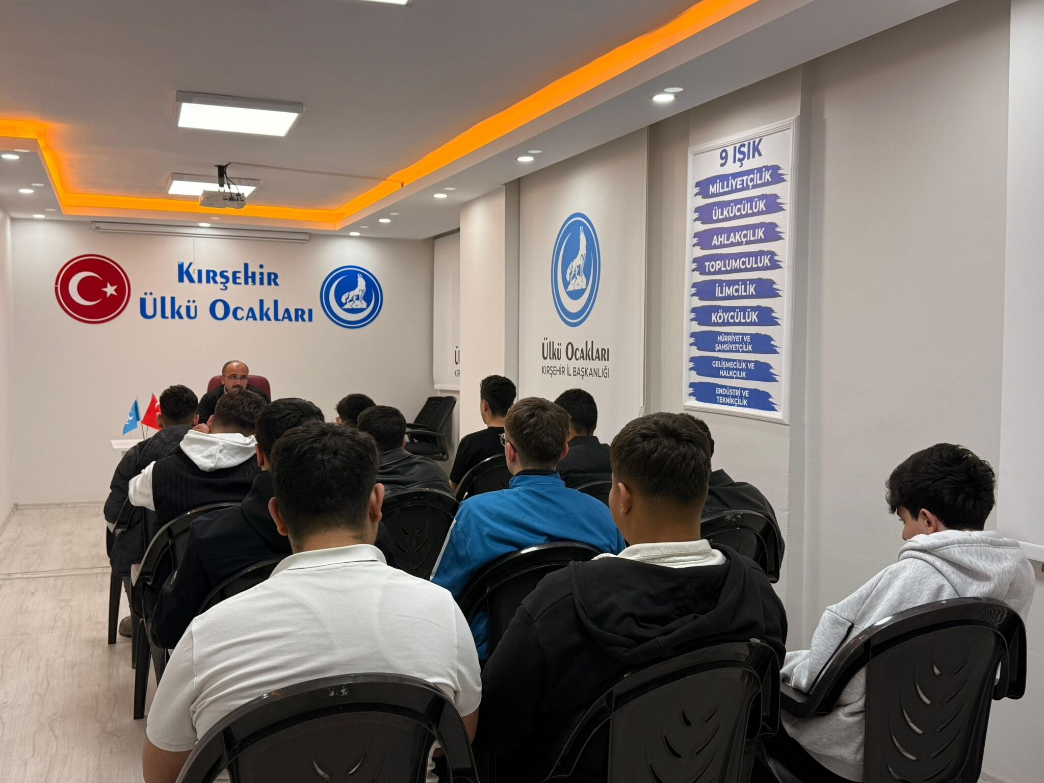 Ülkü Ocakları’ndan Kırşehir’de Eğitim Hamlesi 2