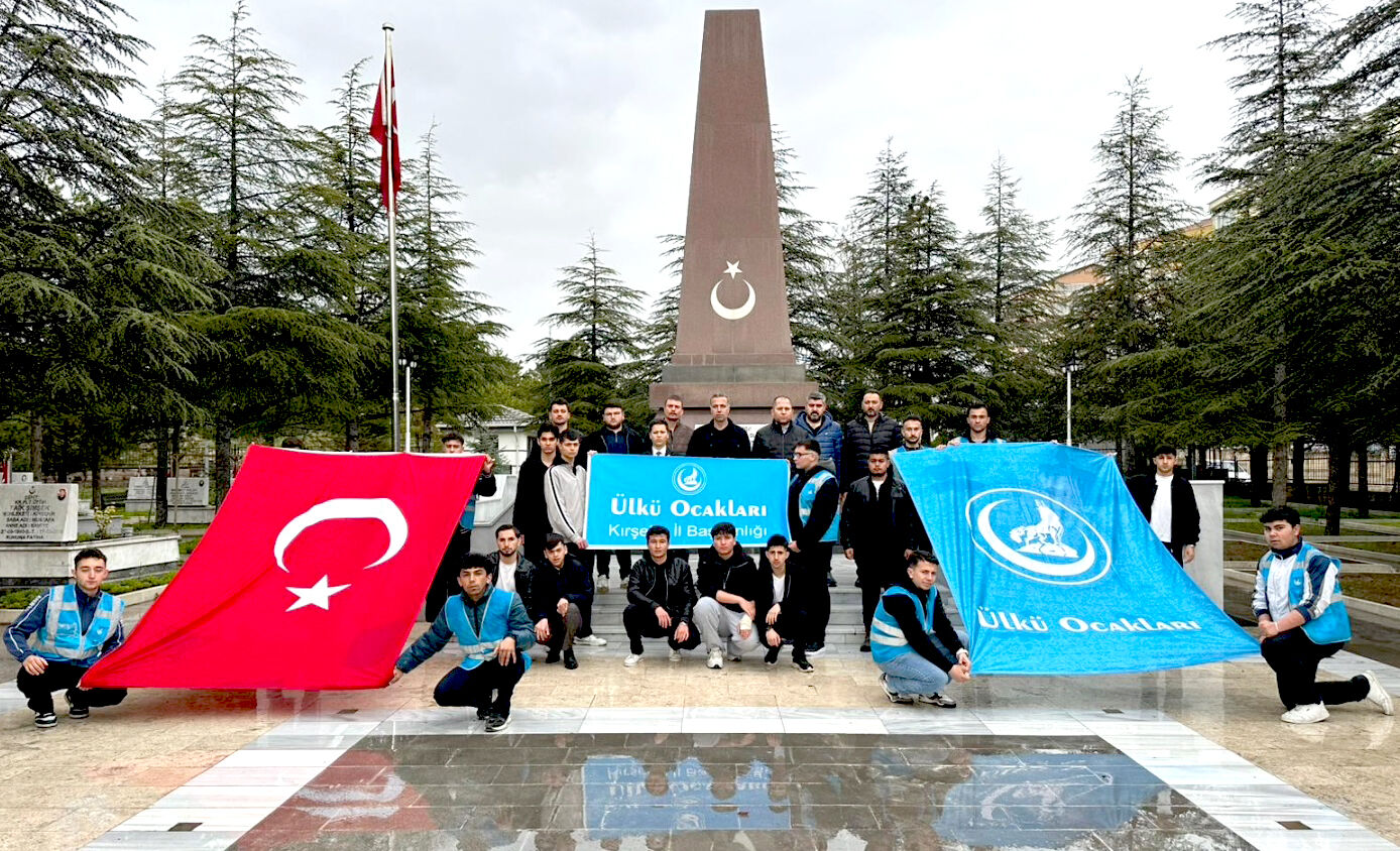 Ülkü Ocakları’ndan Şehitliğe Vefa (2)