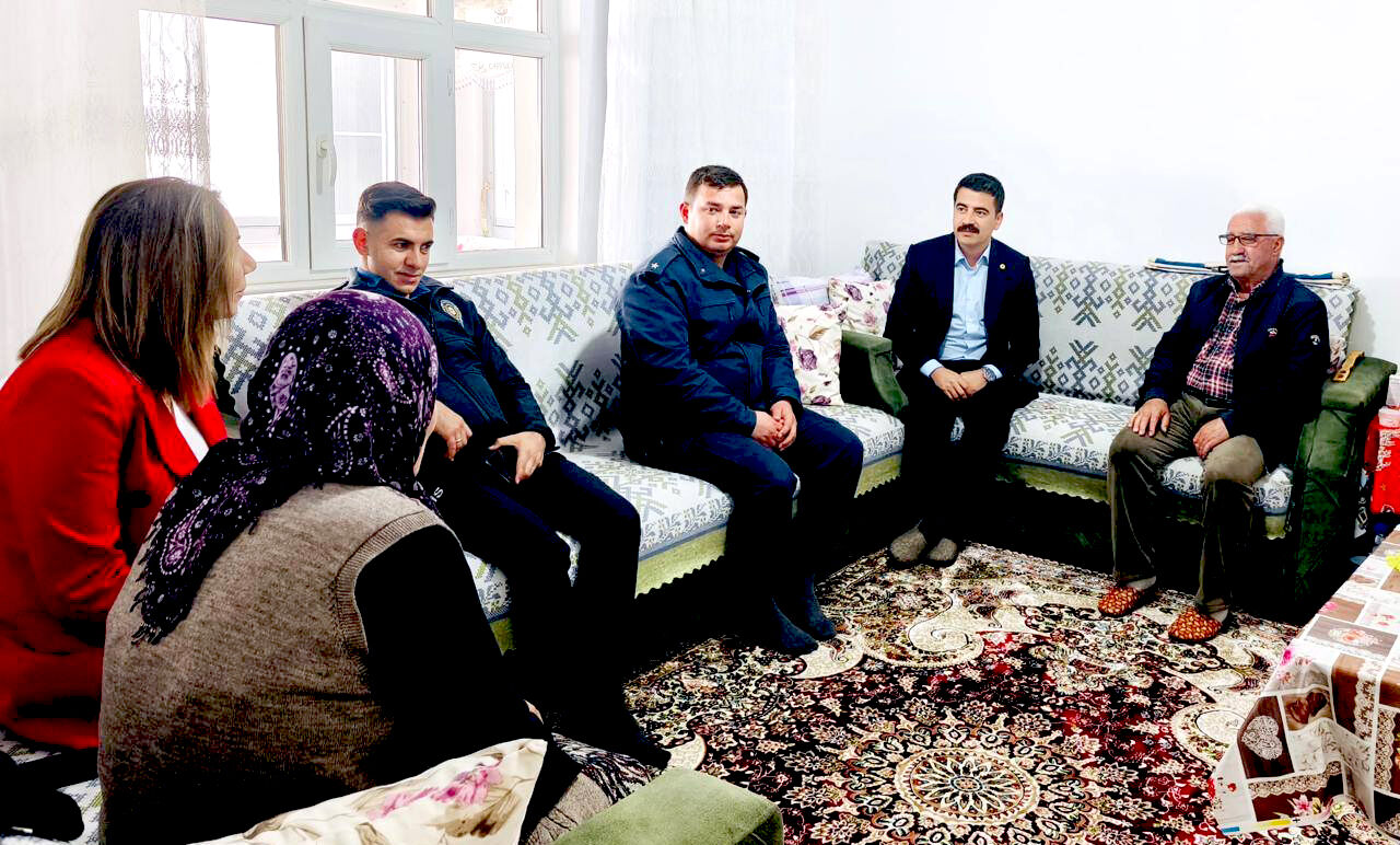 Akçakent Protokolünden Bayramda Anlamlı Buluşma (3)