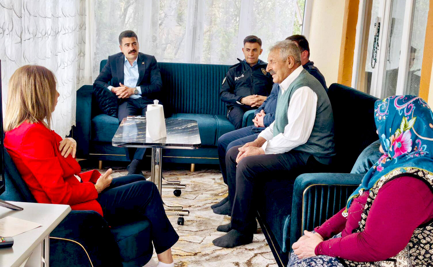 Akçakent Protokolünden Bayramda Anlamlı Buluşma (6)