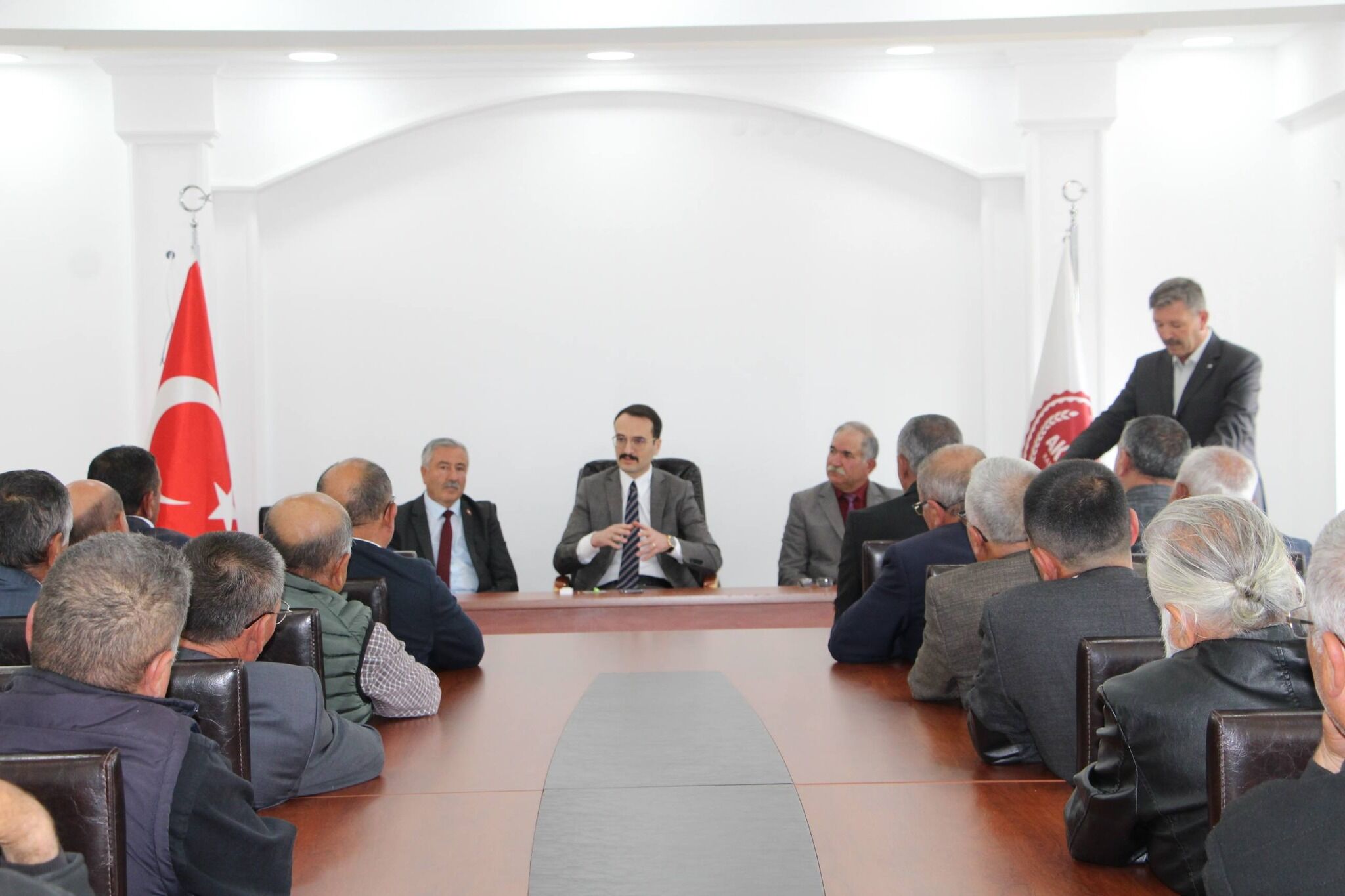 Akpınar’da Köy Hizmetleri Toplantısı Yapıldı