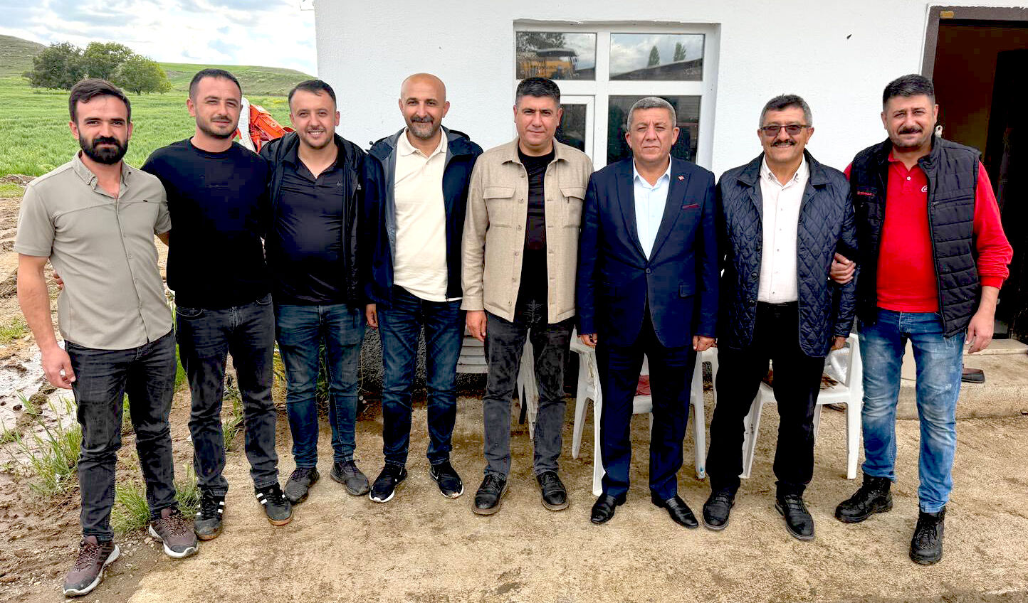 Başkan Toprak Sahaya Indi (3)