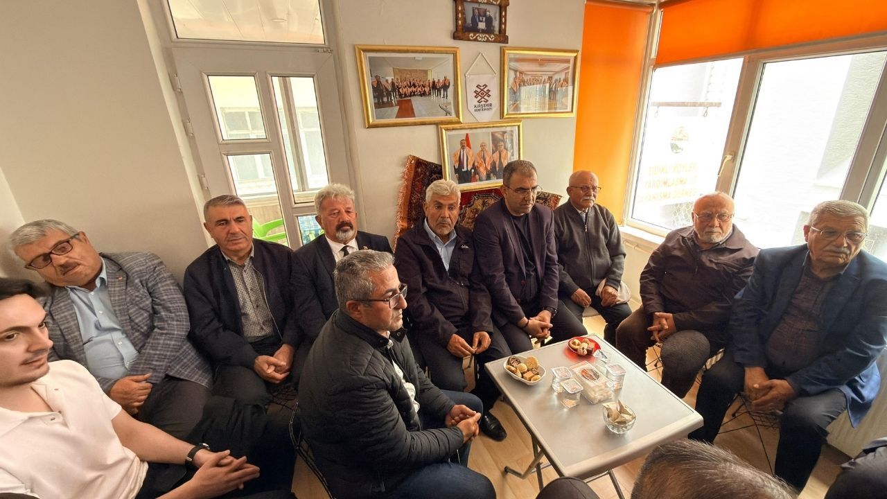 Chp Heyeti Kırşehir’de Dernek Üyeleriyle Buluştu 1