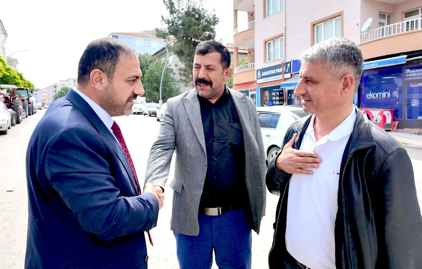 Çiçekdağı’nda Bayram Sevinci Ev Ev Paylaşıldı (9)