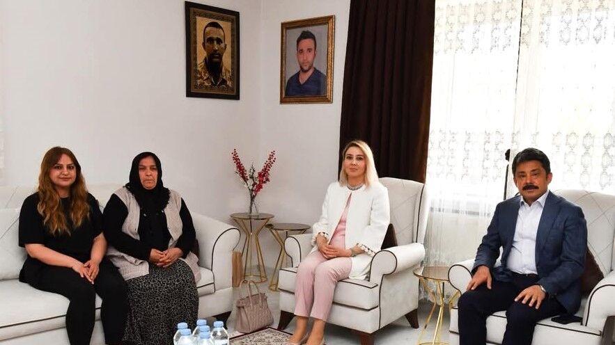 Demiryürek’ten Şehit Ailelerine Anneler Günü Vefası (1)