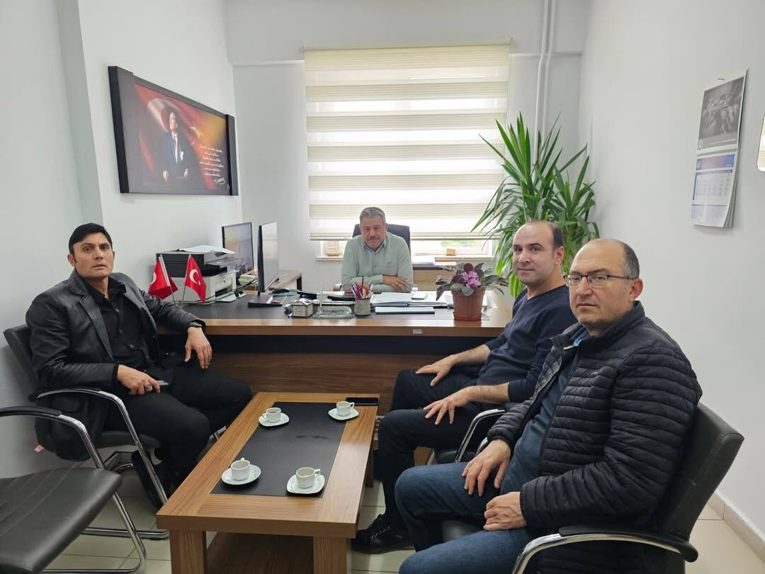 Eğitim Bir Sen Kırşehir Şube Başkanımız Fatih Mehmet Yavuz Ve Yönetim Kurulu Üyelerimiz, Akpınar (2)