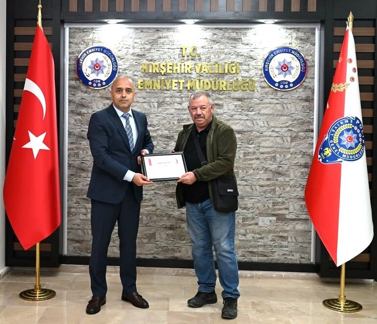 Görücü’den Emekli Personele Vefa Plaketi (2)