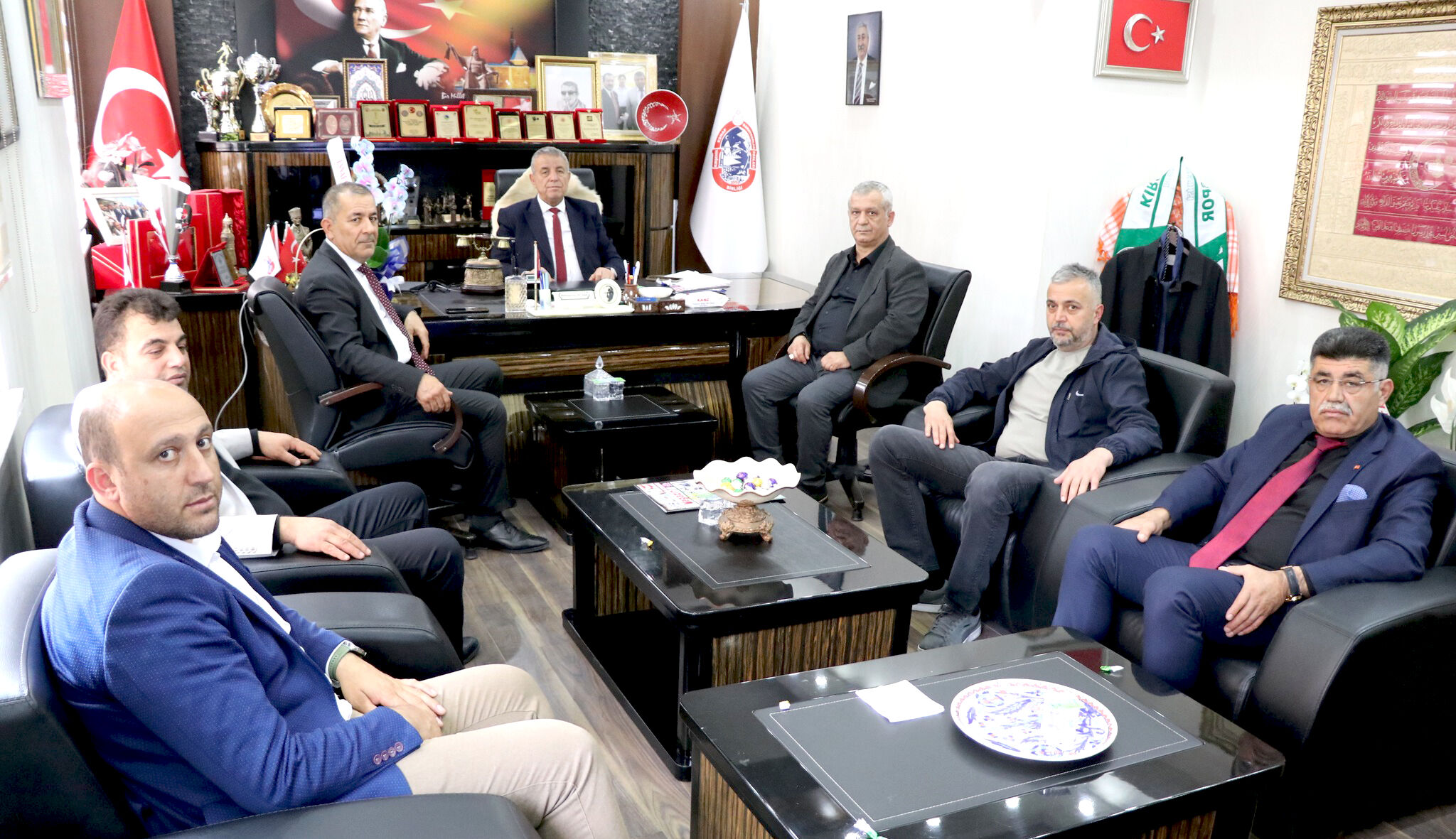 Güven Tazeleyen Öztürk, Mazbatasını Aldı (2)