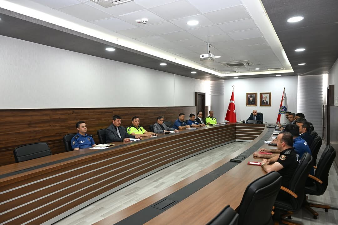 İl Emniyet Müdürümüz Sayın Dr. @Mesutgorucuresmi Başkanlığında, Ilgili Birim Amirlerinin Katılım (1)-1