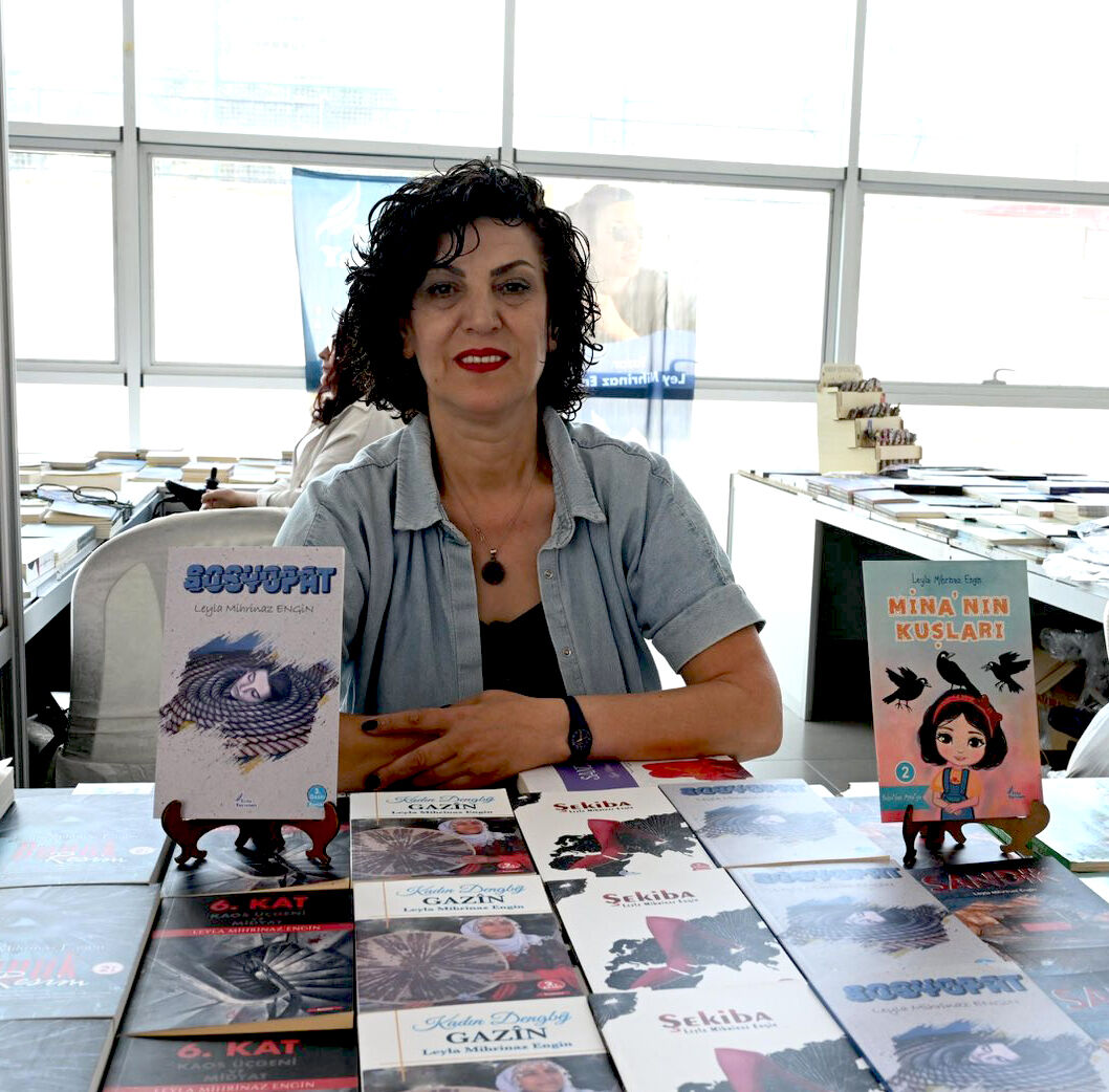 Kırşehir 5. Geleneksel Kitap Fuarı’nda Ünlüler Geçidi (16)