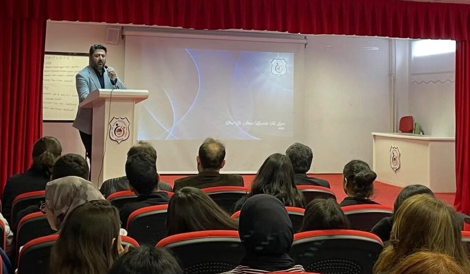 Kırşehir Fen Lisesi Mezunu Vekil, Gençlere Başarı Sırlarını Anlattı (2)