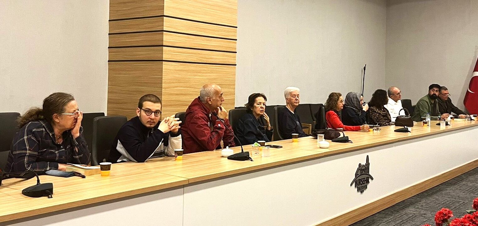 Kırşehir Okuyorum Topluluğu Bu Kez ‘Devlet Ana’yı Konuştu (1)