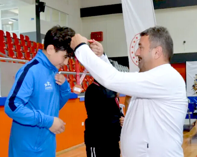 Kırşehir’de 19 Mayıs Coşkusu Masaya Taşındı! Raketler Şampiyonluk Için Sallandı (1)