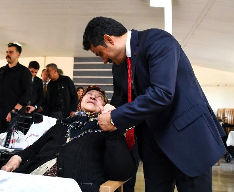 Kırşehir’de Anlamlı Bayram Buluşması (3)