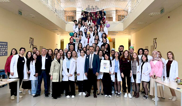 Kırşehir’de Geleceğin Bilim Insanları Sahneye Çıktı (1)