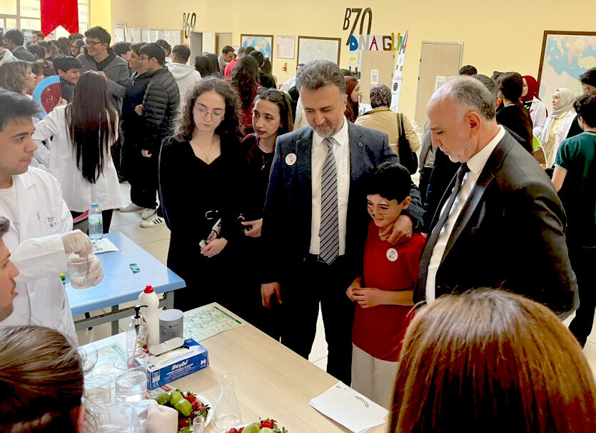 Kırşehir’de Geleceğin Bilim Insanları Sahneye Çıktı (4)