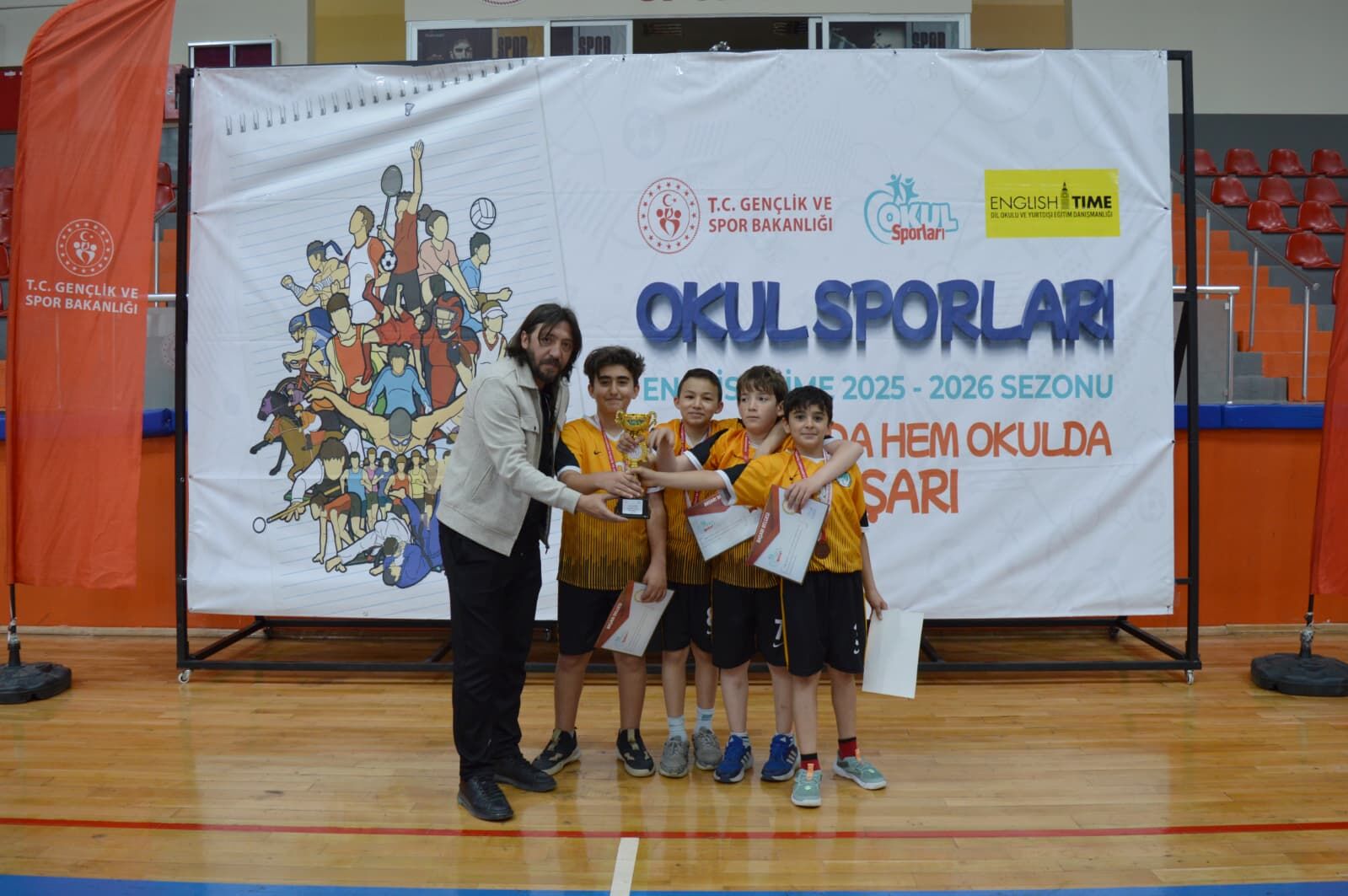 Kırşehir’de Genç Basketbolcular Kupa İçin Ter Döktü 4