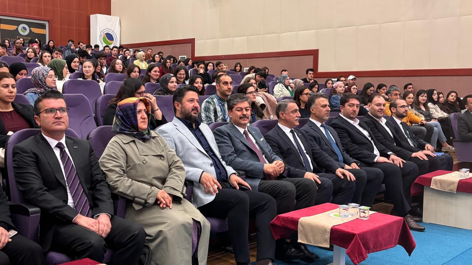 Kırşehir’de İstihdam Ve Gelecek Konuşuldu 1