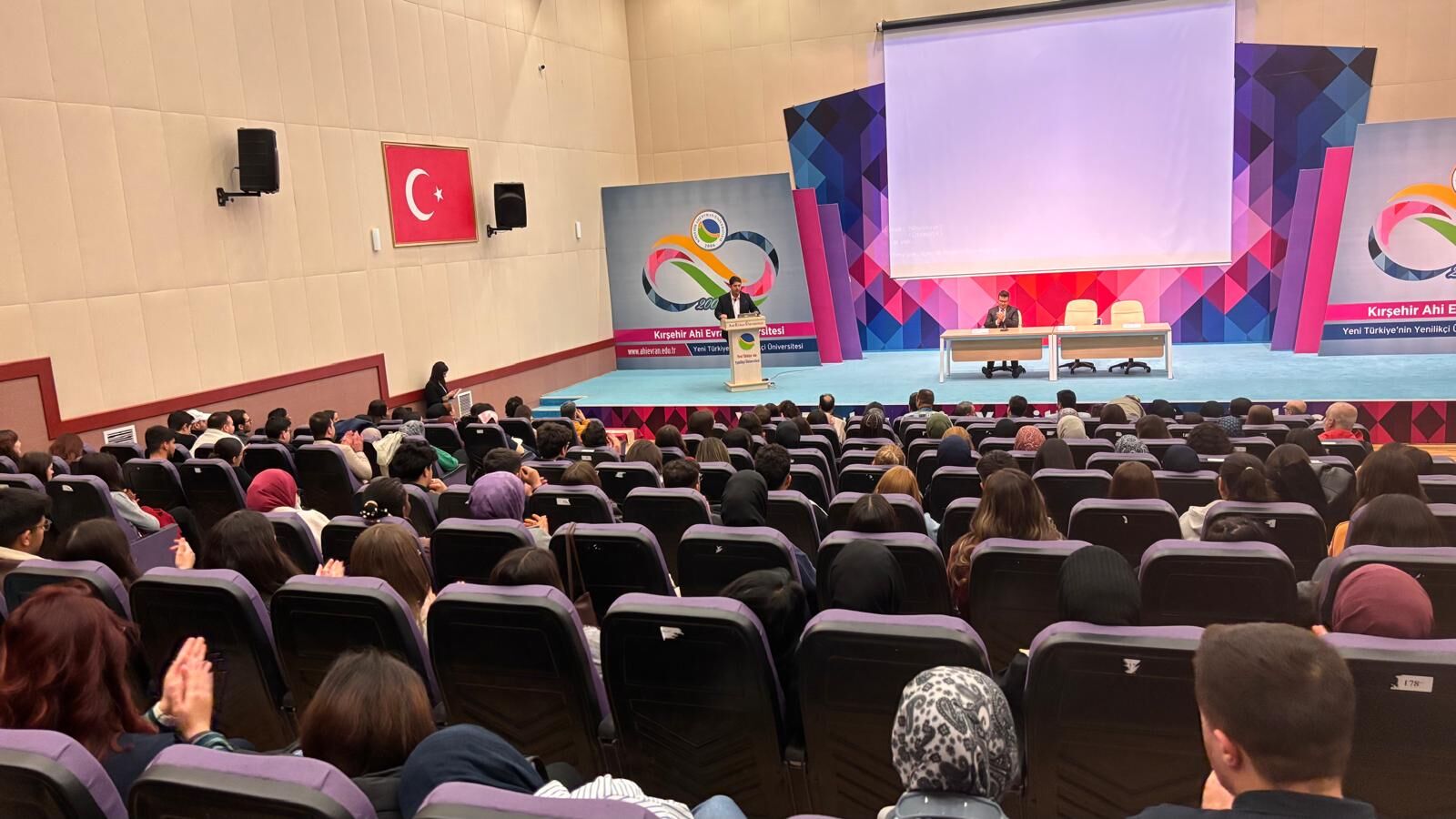Kırşehir’de İstihdam Ve Gelecek Konuşuldu 3
