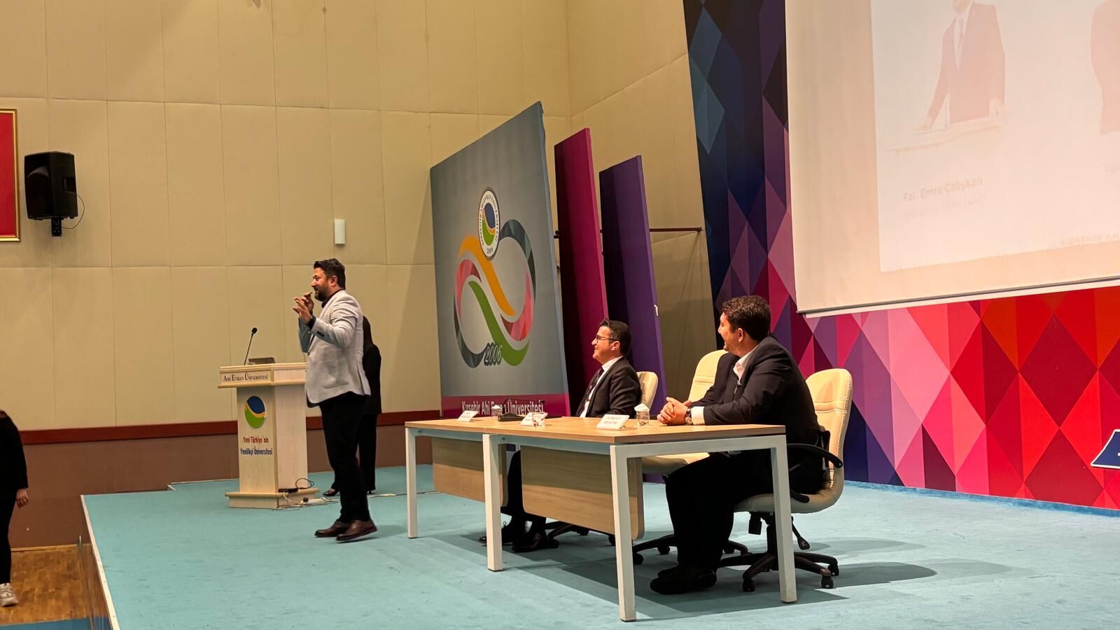 Kırşehir’de İstihdam Ve Gelecek Konuşuldu 5