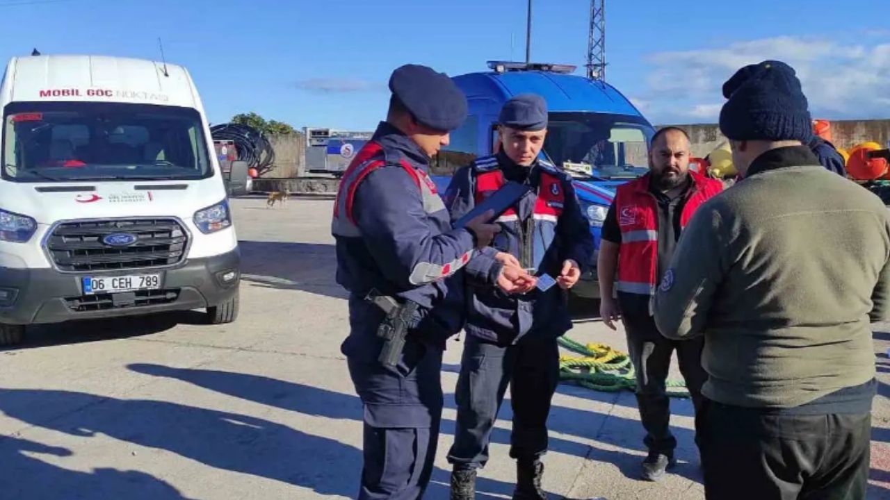 Kırşehir’de Operasyon Araçlara El Konuldu, Gözaltılar Var