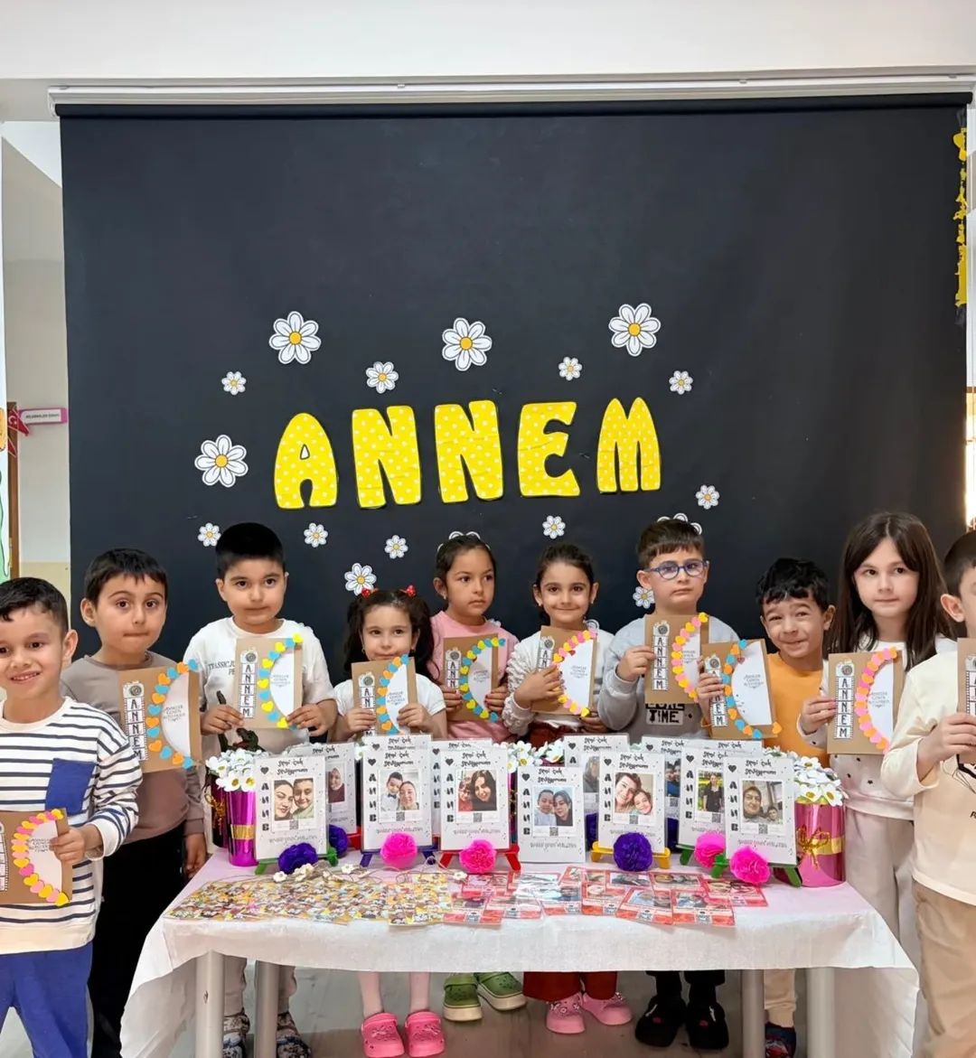 Miniklerimizin Elleriyle Hazırladığı Anlamlı Hediyeler Ve Birlikte Yapılan Keyifli Aktivitelerl (4)