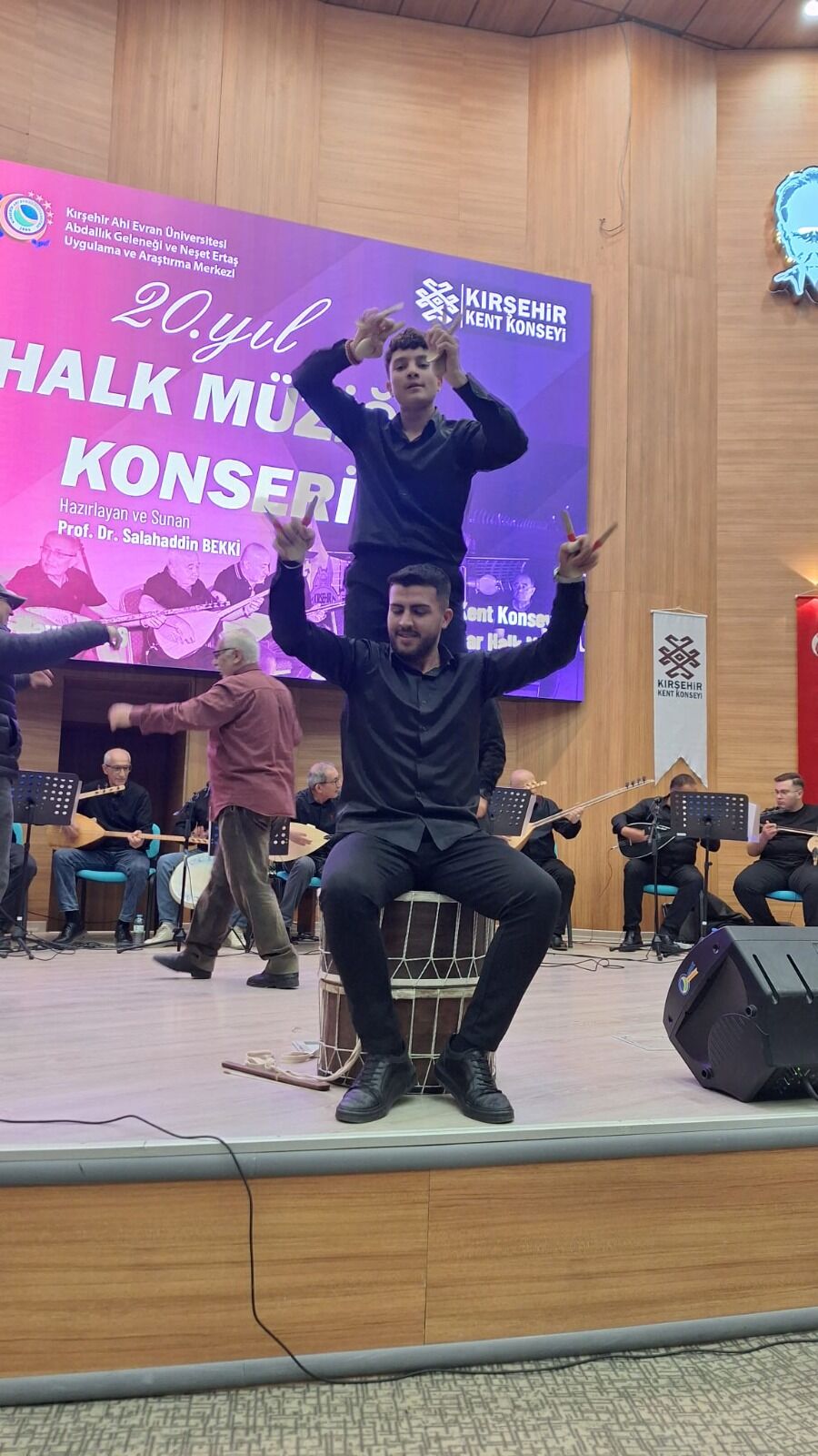 Neşet Ertaş Mirası Kırşehir’de Yaşatılıyor 10
