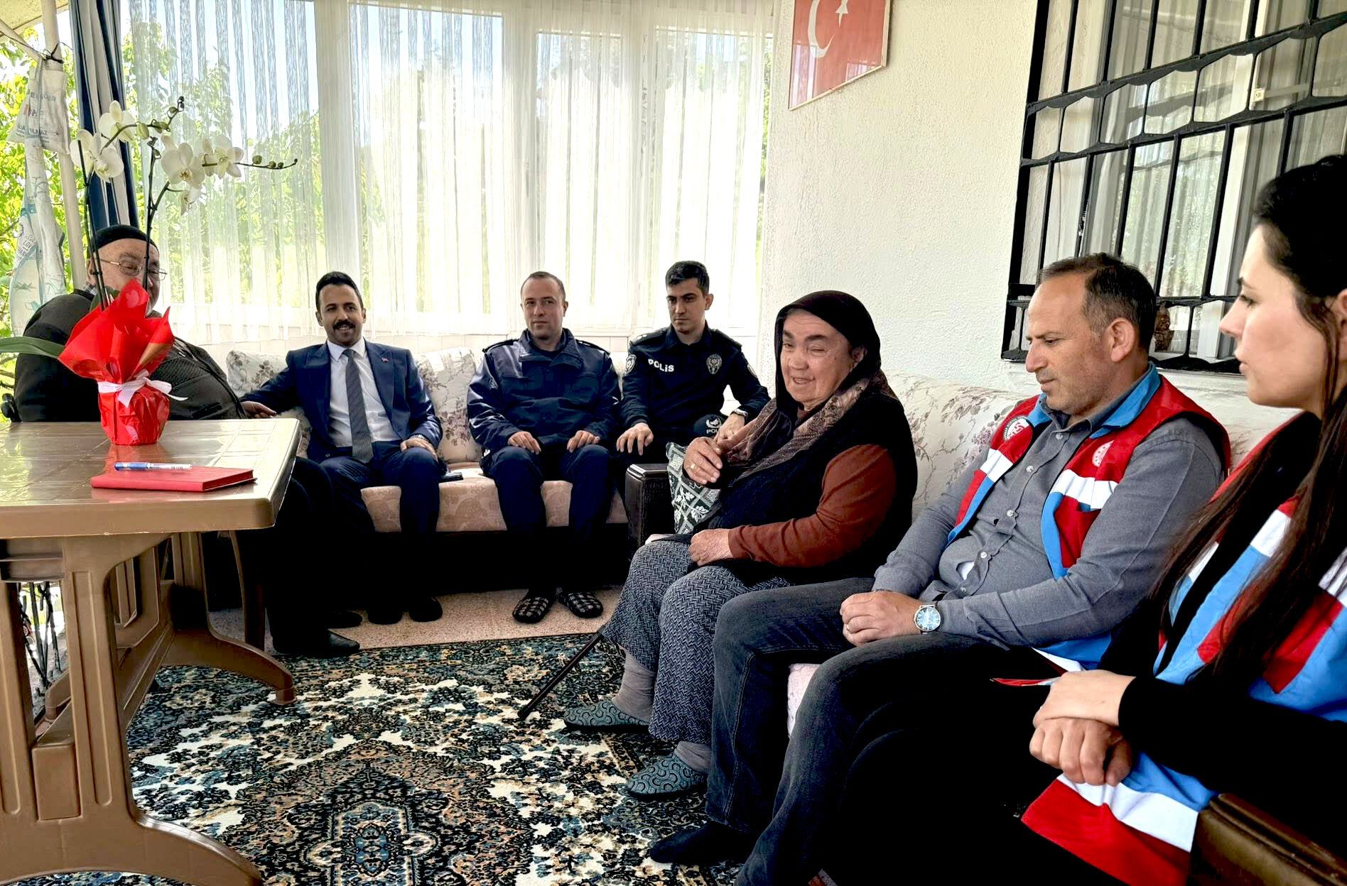 Neşet Ertaş’ın Annesine Vefa (2)