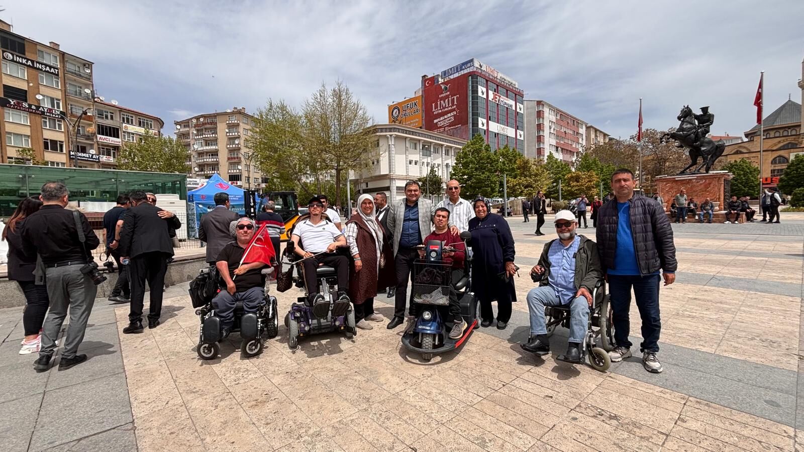 Özel Bireylerin Yüzünü Güldüren Alper Balcı’ya Kırşehir’den Alkış 6