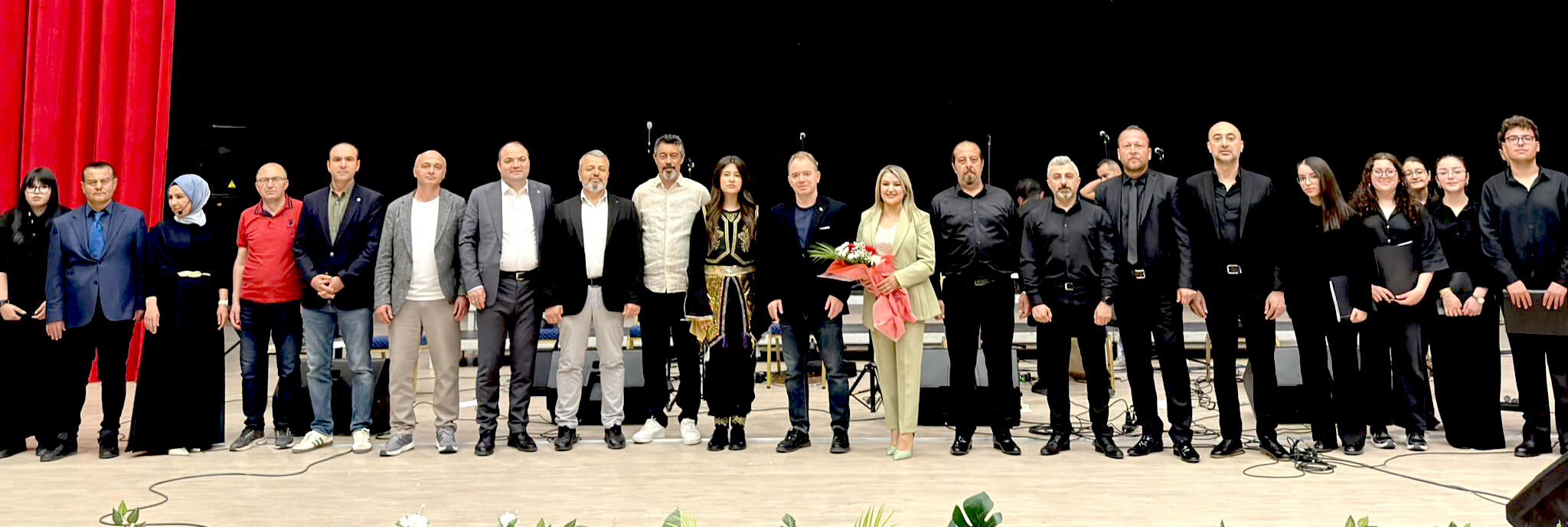 Ahi Evran Anadolu Lisesi’nden Muhteşem Kültür Sanat Gecesi (4)